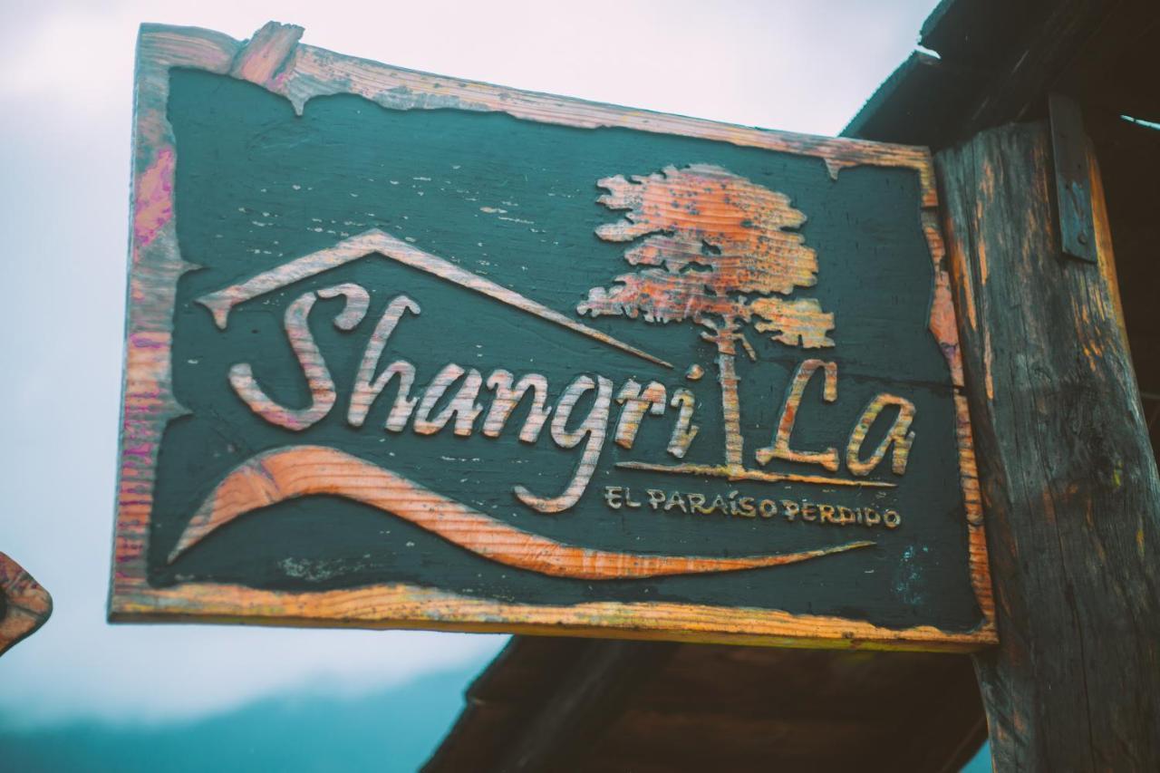 Cabanas Shangrila Aysen 艾森港 外观 照片